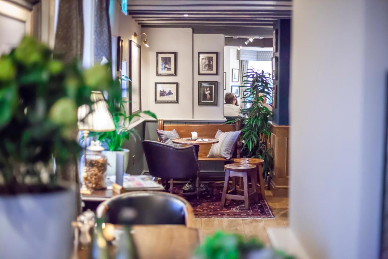 阿德敏斯特 The Bell - Brunning And Price酒店 外观 照片