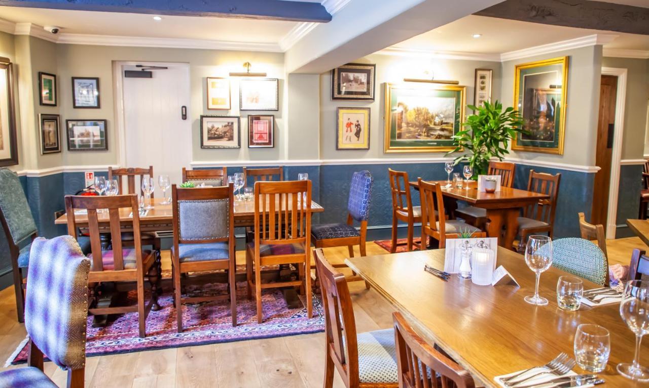 阿德敏斯特 The Bell - Brunning And Price酒店 外观 照片